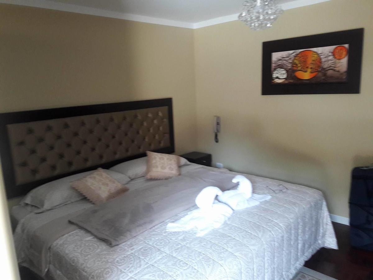 Hostal Victoria Lima Bagian luar foto
