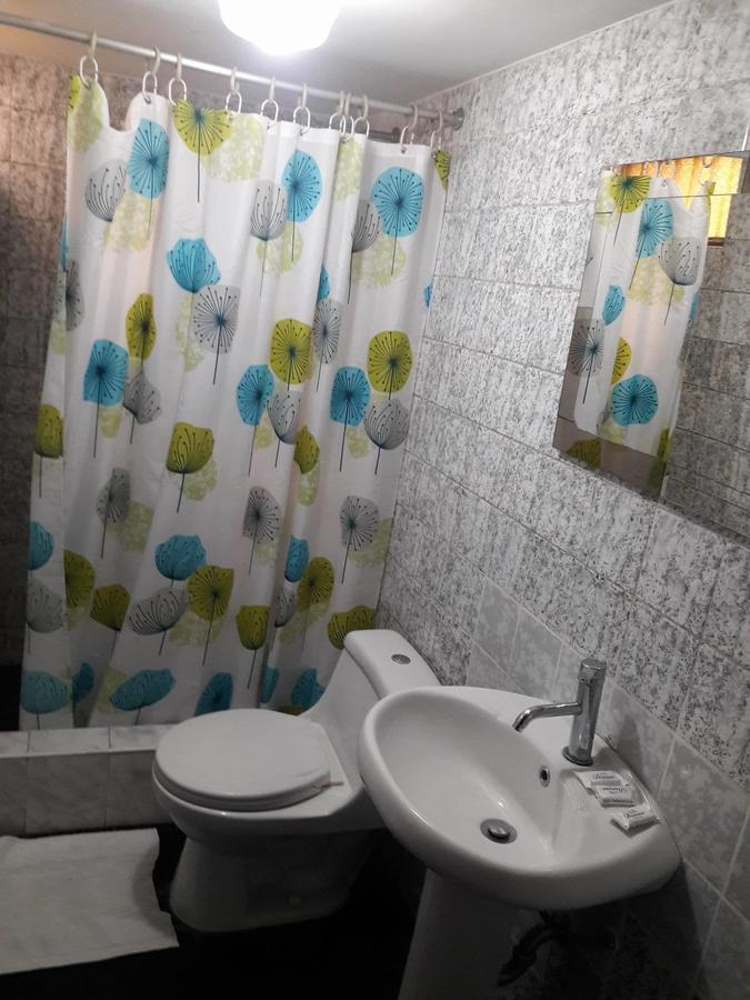 Hostal Victoria Lima Bagian luar foto